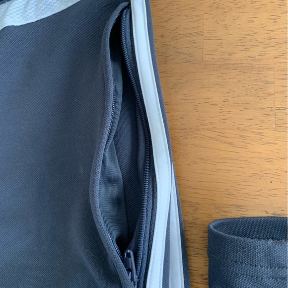 Adidas Jogger ✨ - Picture 5 of 7